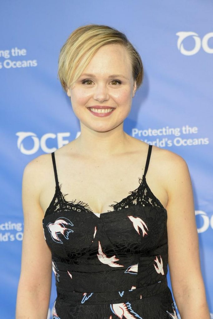 Alison Pill Nude Pictures Are Hard To Not Notice Her Beauty Besthottie