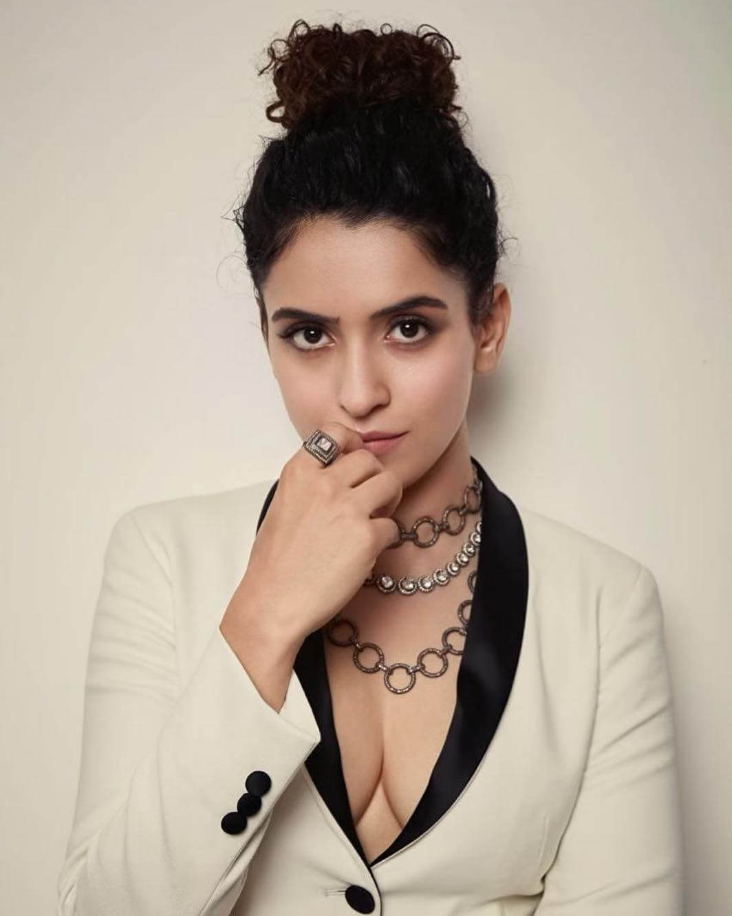 Hot Pictures Of Sanya Malhotra Which Are Going To Make You Want Her