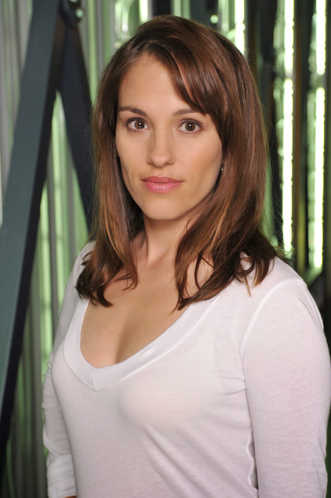 Hot Pictures Of Amy Jo Johnson The First Pink Ranger In Power Rangers Series Page 2 Of 3 