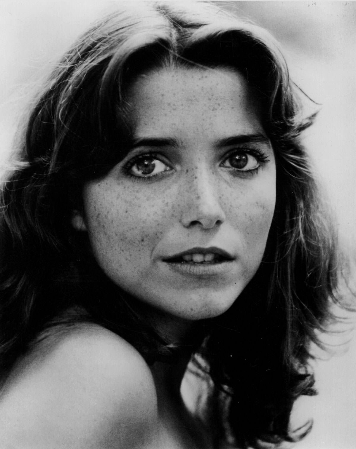 23 Nude Pictures Of Karen Allen Will Leave You Panting For 