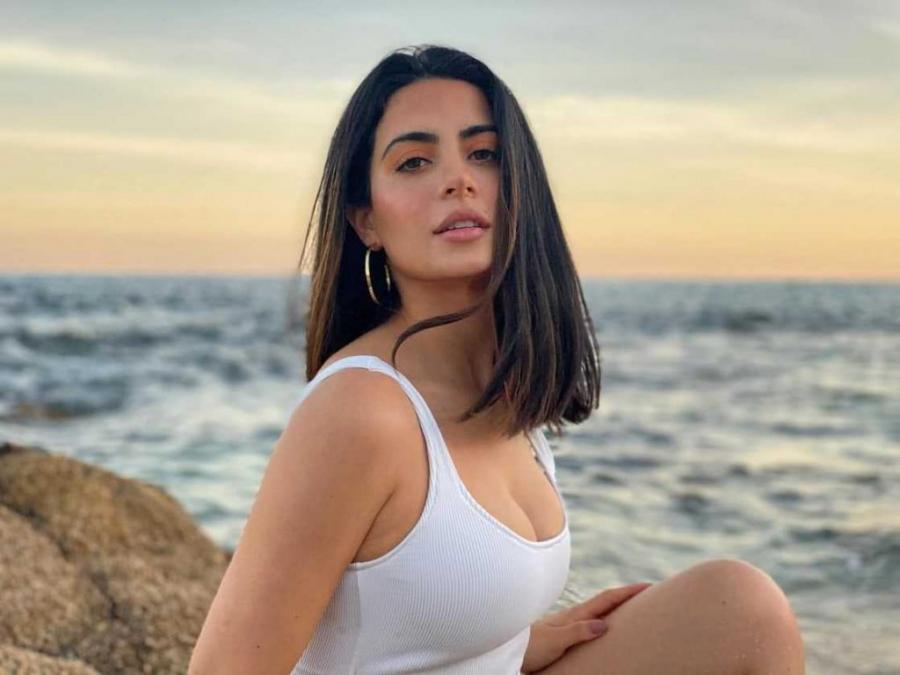 Emeraude Toubia nude pictures are marvelously majestic.