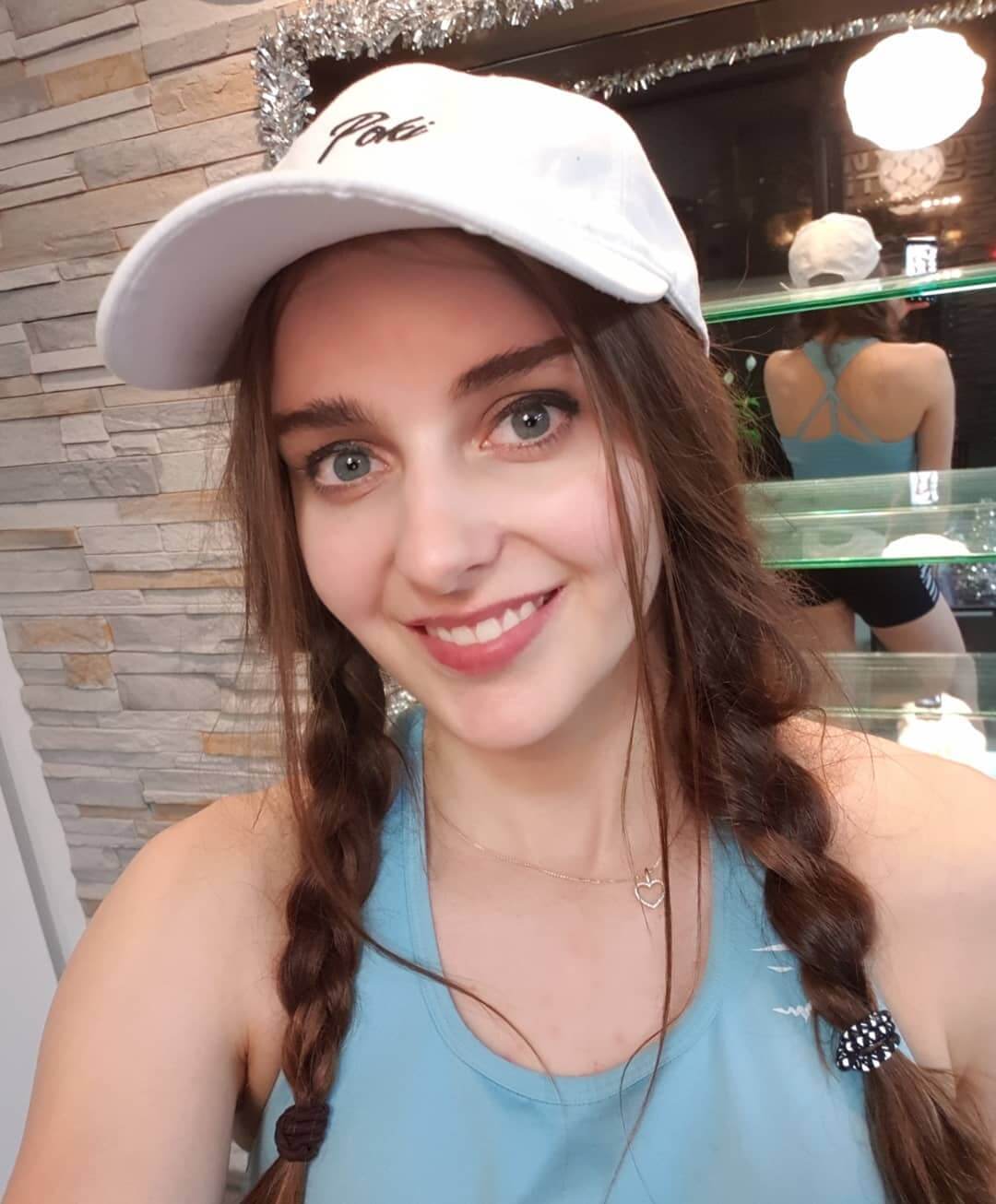 Loserfruit hot pictures are too much for you to handle.
