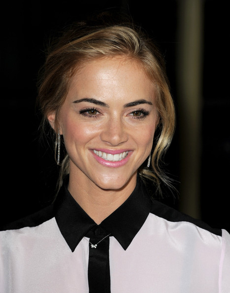 Hot Pictures Of Emily Wickersham Which Will Make Your Day Page 2 Of 3